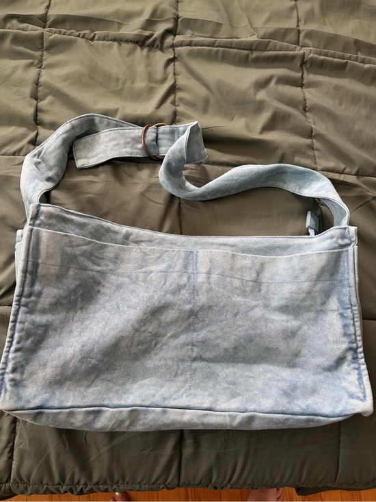 Free People Handbags - Free People Light Wash Denim Bag